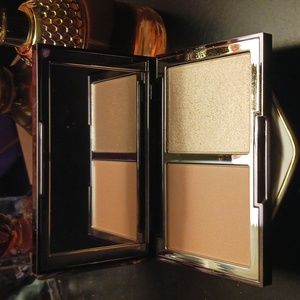 Wayne Goss The Weightless Blush Palette in Desert Bloom